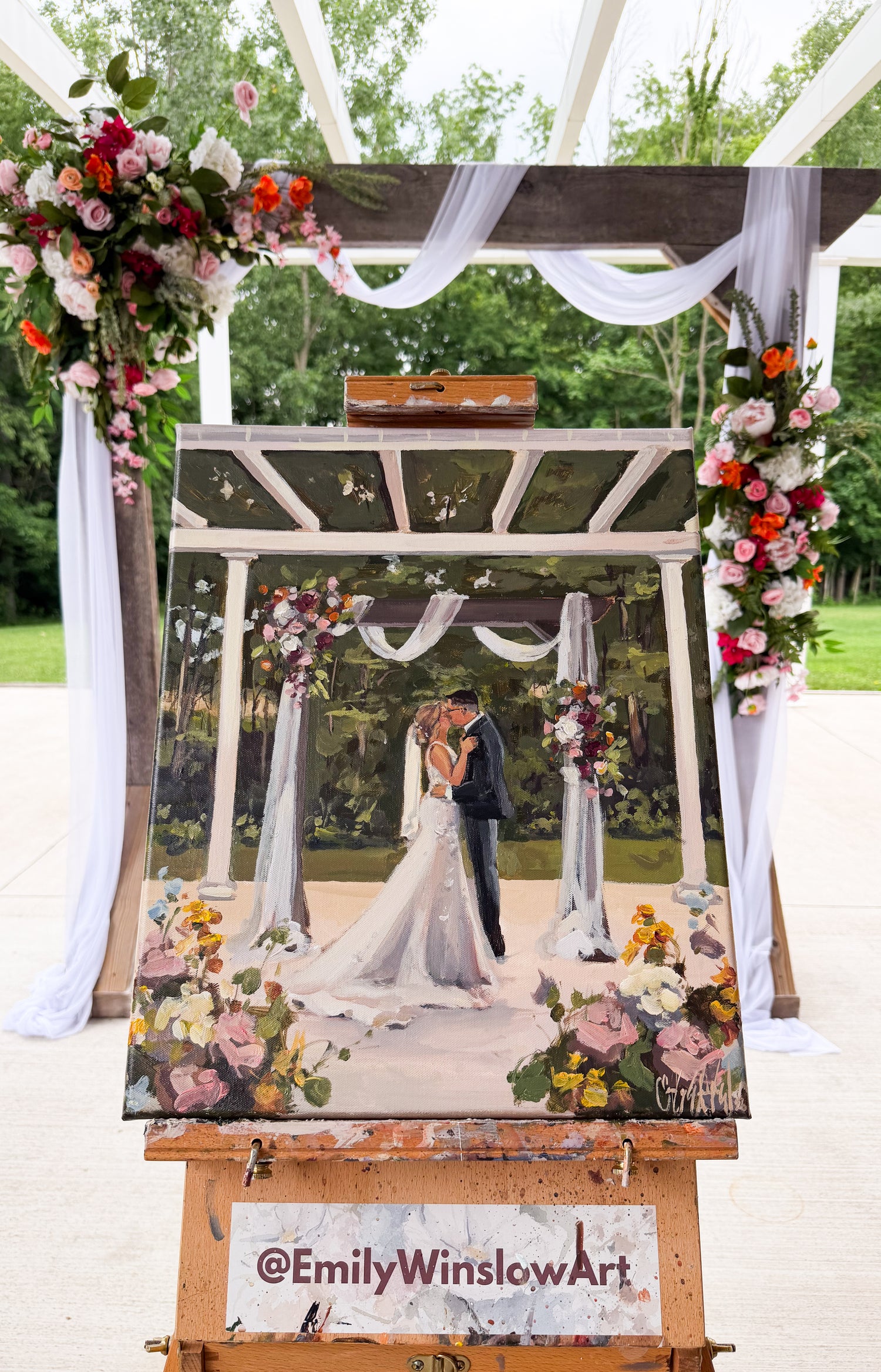 emily winslow painting at a wedding live